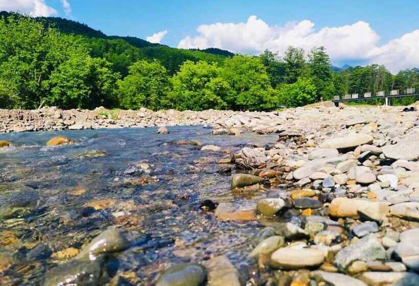 پانسیون Guest House Racha