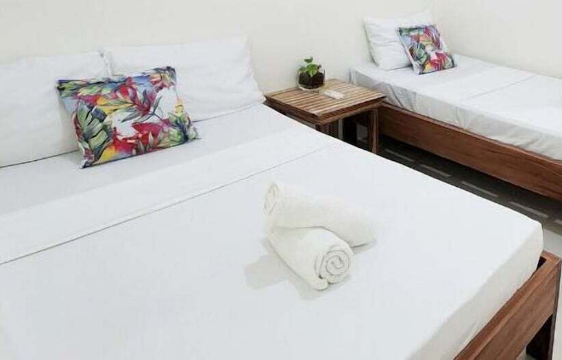 פנסיון Hey Mojo Guesthouse