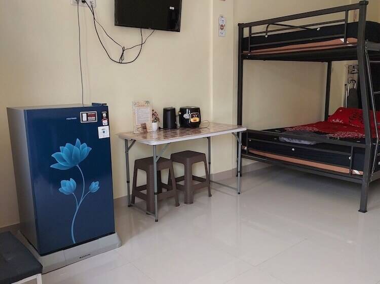 Пансион Rirera Guest House Bogor