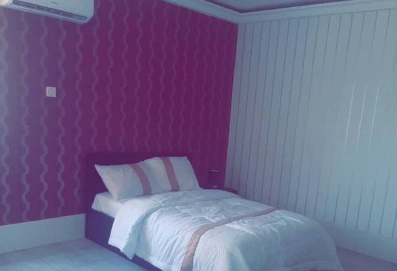 پانسیون Maxjen Haven Guest House