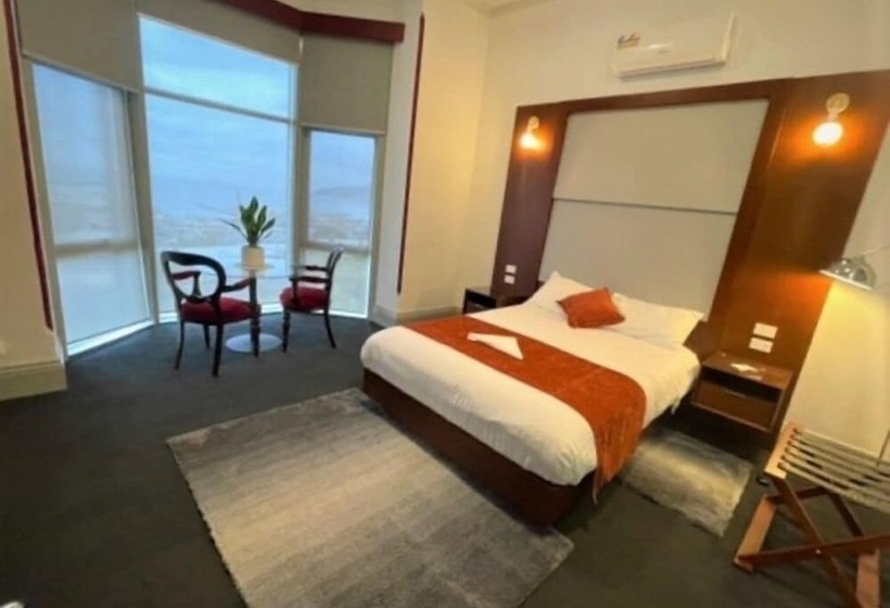 ペンション Oakleigh House