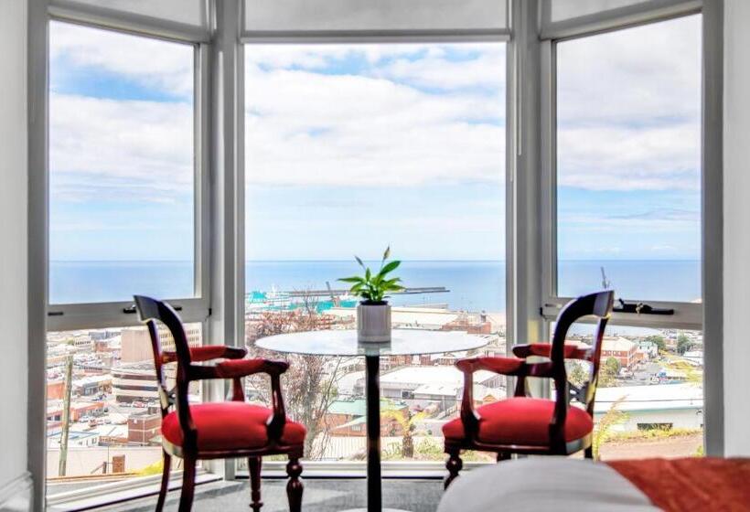 ペンション Oakleigh House