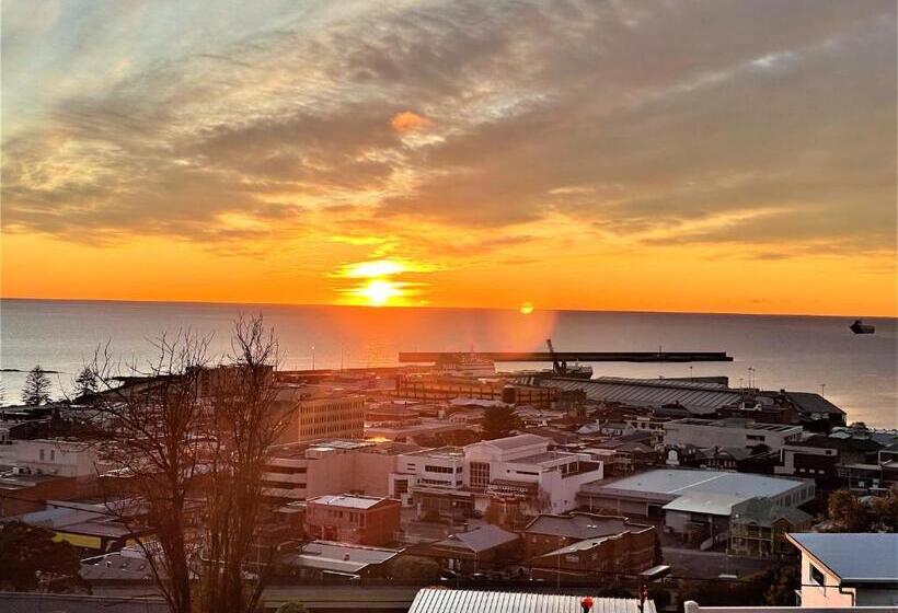 ペンション Oakleigh House