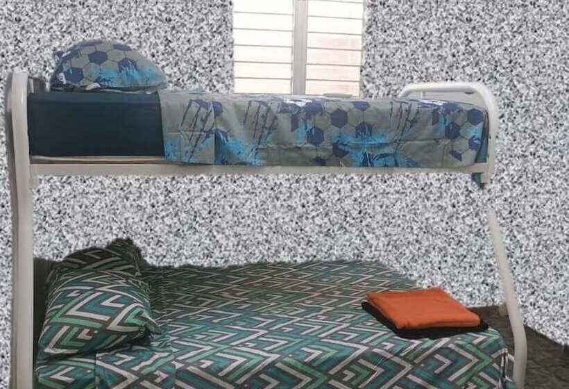 بنسيون Relax Hostel