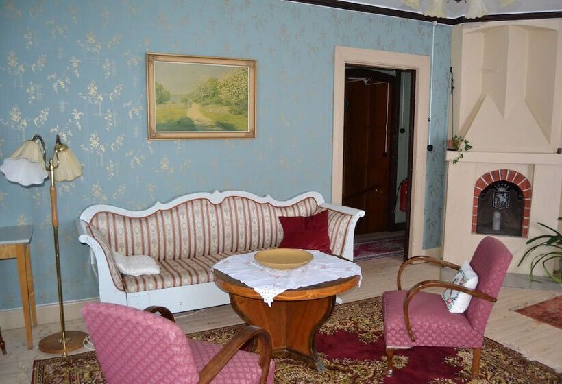 ペンション Strandgarden Hoverberg