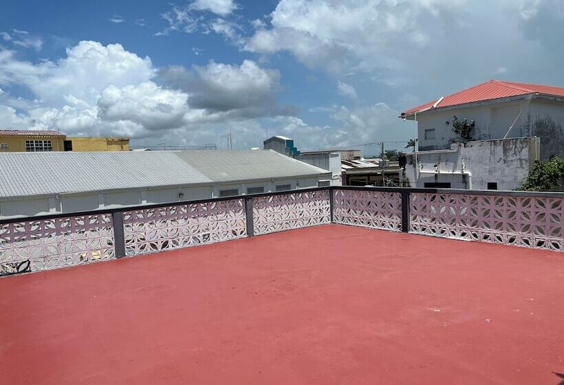 بنسيون The Majestic Guest House