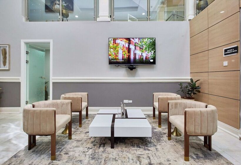 بنسيون The Mayflower Inn