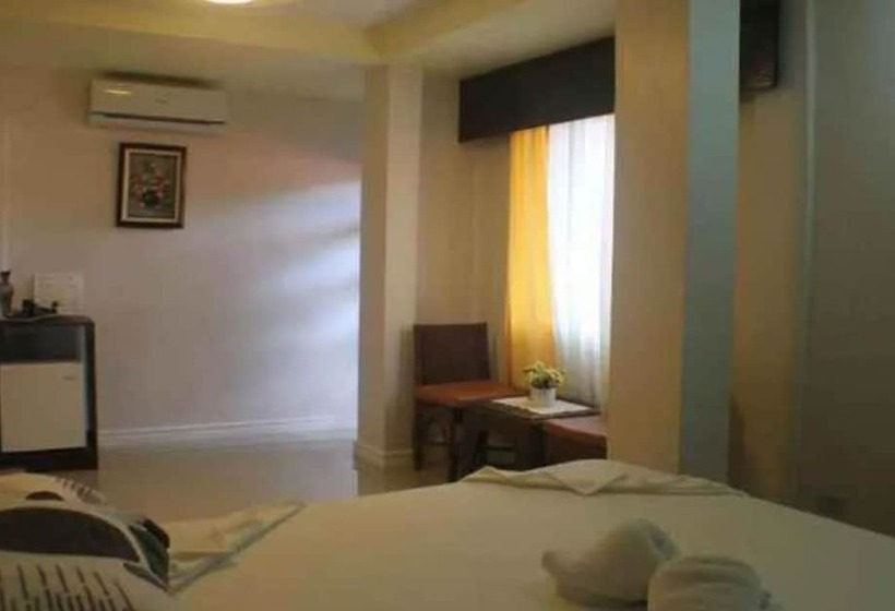 پانسیون The New De Loro Inn By Oyo