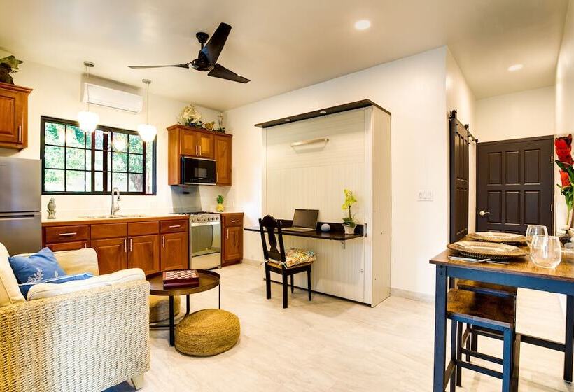 פנסיון The Sea Glass Inn