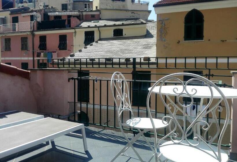 پانسیون The Terrace