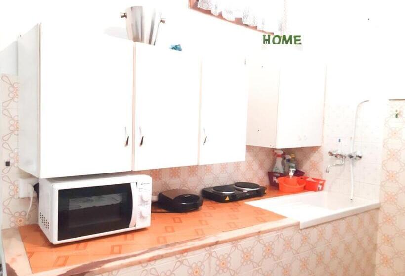 پانسیون The Terrace