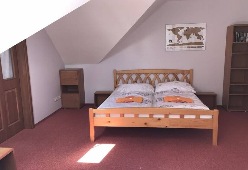 פנסיון U Jeraba