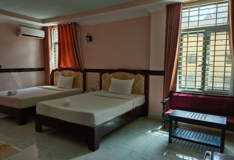 بنسيون Zoha Residency