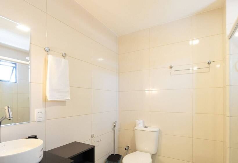 Qavi   Gaudium Apart