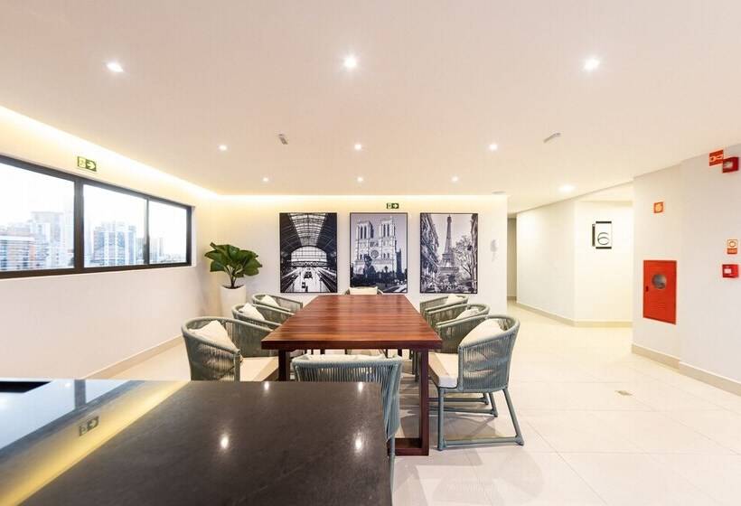 Qavi   Gaudium Apart