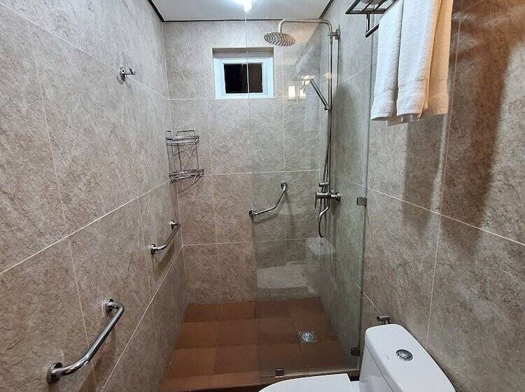 استراحتگاه Alunsina Hotel And Spa