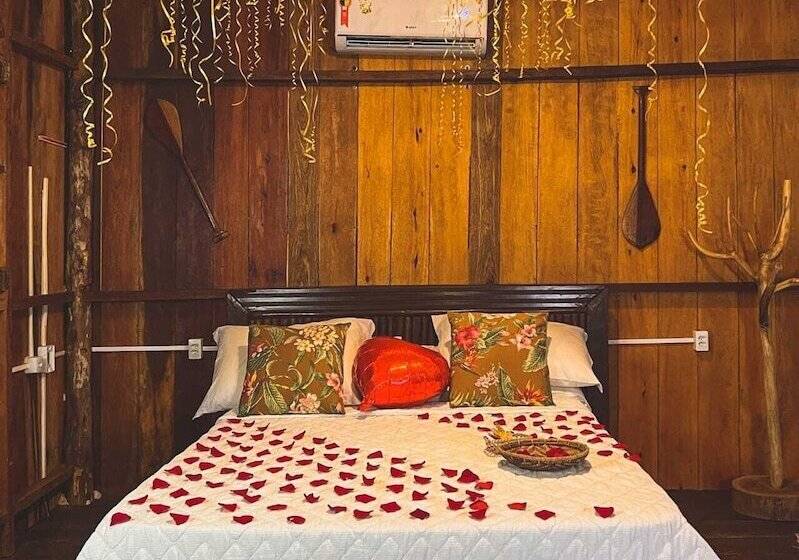 リゾートホテル Ponta Poranga Jungle Lodge