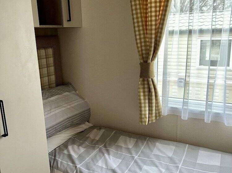 Resort Static 4 Berth Hoburne Devon Bay Paignton