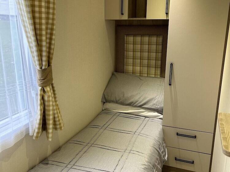 Resort Static 4 Berth Hoburne Devon Bay Paignton