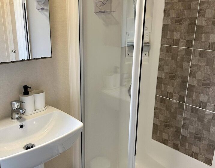 Resort Static 4 Berth Hoburne Devon Bay Paignton