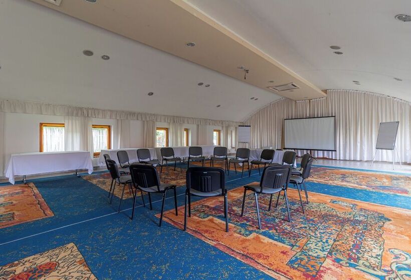 בית מלון כפרי Puchner Castle