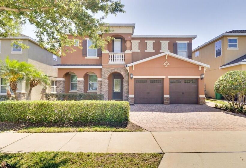 Spacious Kissimmee Vacation Home W/ Private Pool!