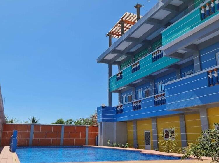 Sweet Mermaids Hotel And Restobar