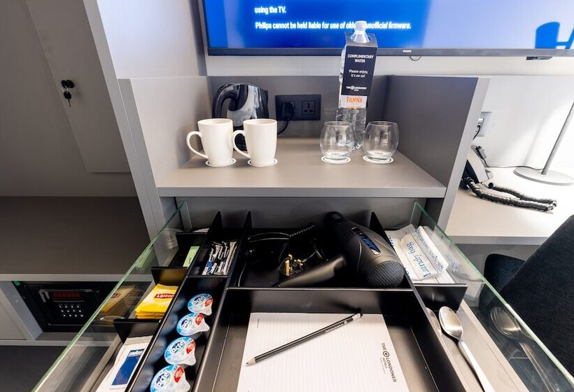 The Londoner Hotel St. Julian S