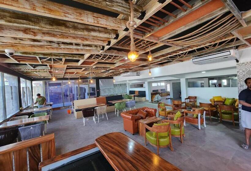 Vualiku Hotel & Apartments