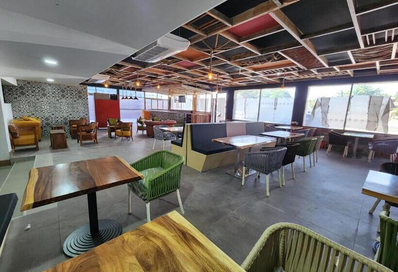 Vualiku Hotel & Apartments