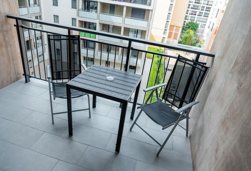 Westside Apartments By Urbanrent