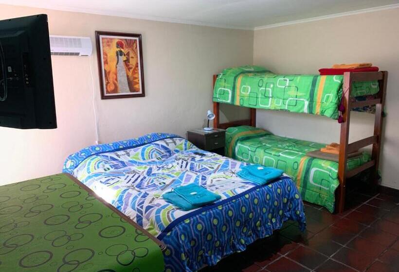 فندق صغير Posada Del Cerro