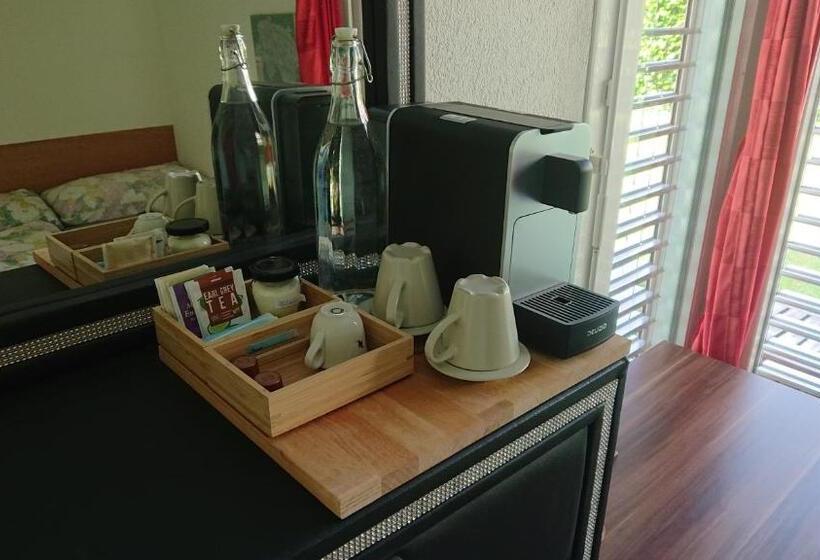 ユースホステル Privatzimmer 300m Zur S Bahn Jona