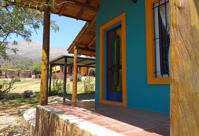 ユースホステル Sierra Magenta