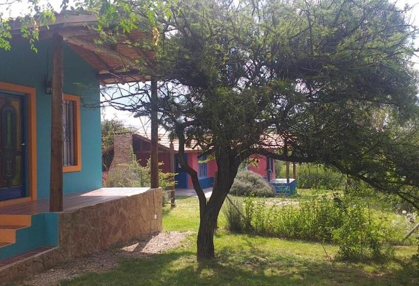 ユースホステル Sierra Magenta