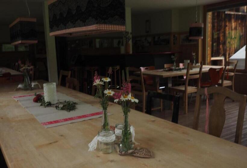 호스텔 Tgantieni Sot   Haus Mit Herz