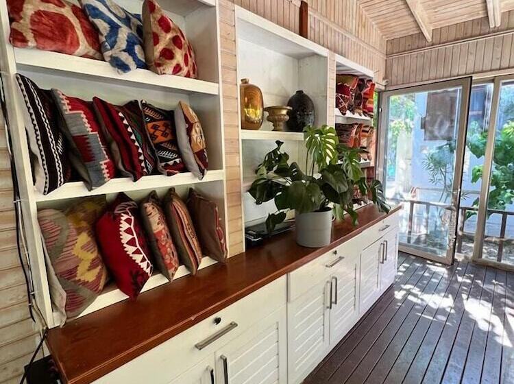 Alicra Hotel çıralı