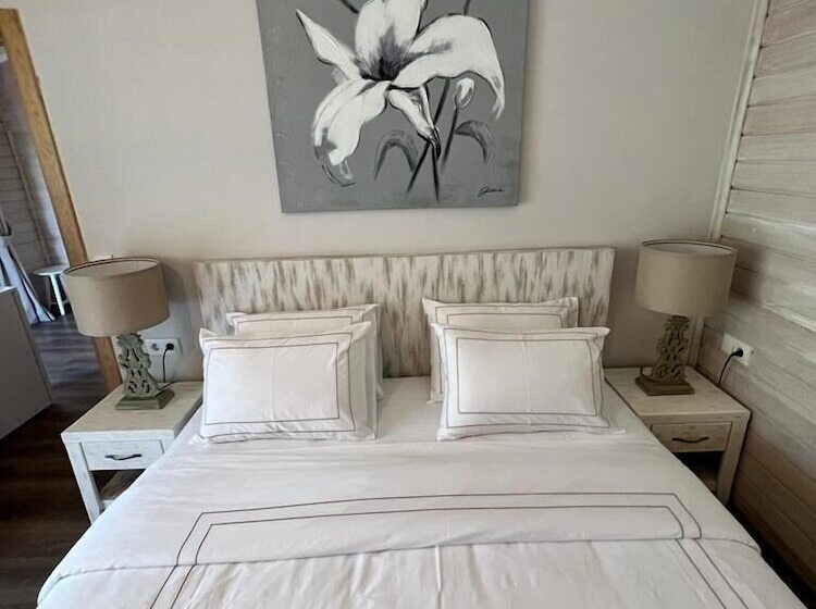 Alicra Hotel çıralı