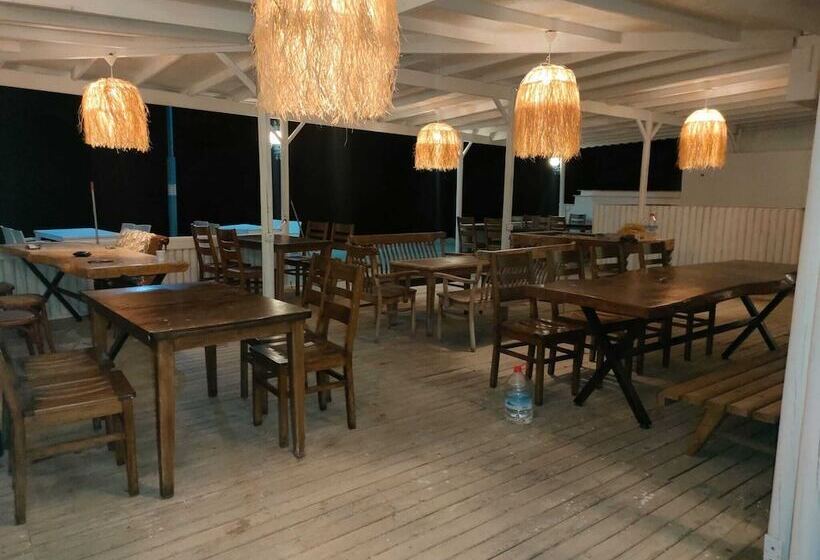 تختخواب و صبحانه Apelles Butik Otel