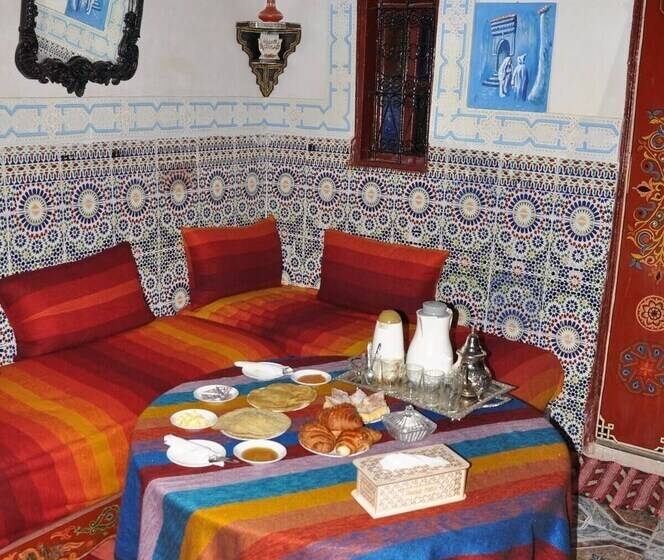 住宿加早餐  Dar Enouiina