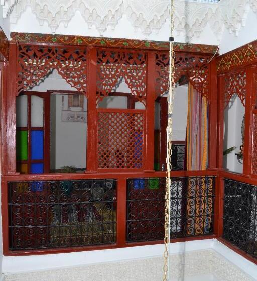 住宿加早餐  Dar Enouiina