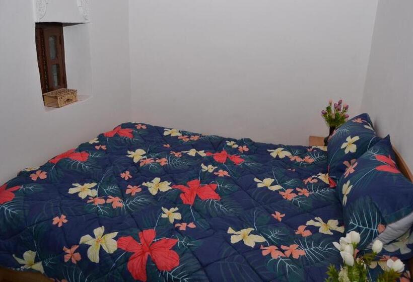 住宿加早餐  Dar Enouiina