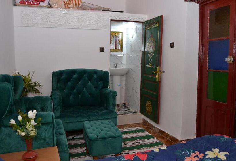 住宿加早餐  Dar Enouiina