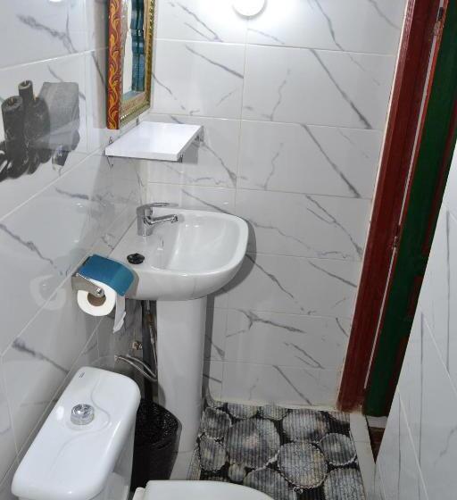 住宿加早餐  Dar Enouiina