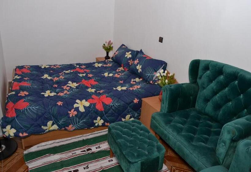 住宿加早餐  Dar Enouiina