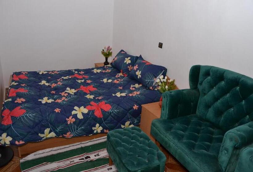 住宿加早餐  Dar Enouiina