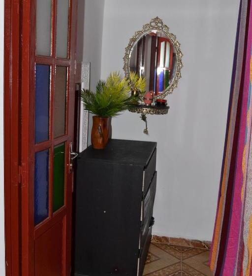 住宿加早餐  Dar Enouiina