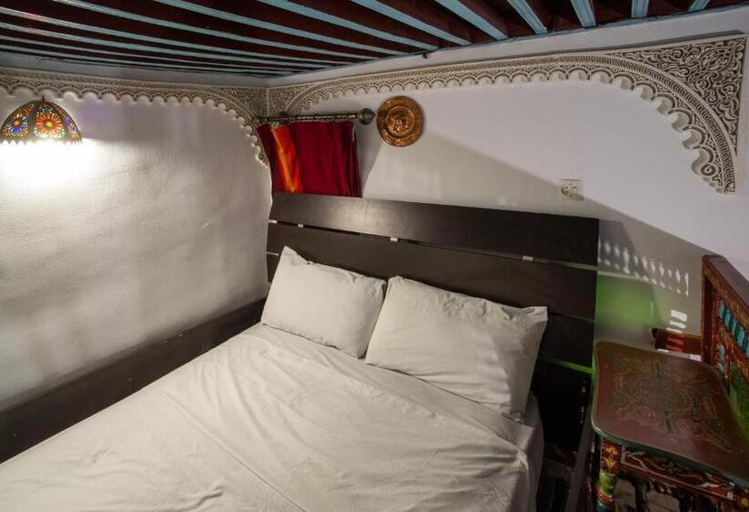 住宿加早餐  Dar Enouiina