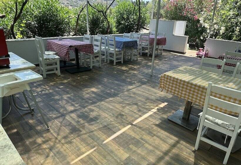 住宿加早餐  Datça House Butik Otel