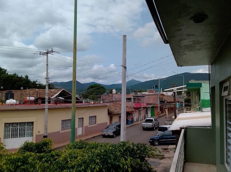 مبيت وإفطار La Casa Eva